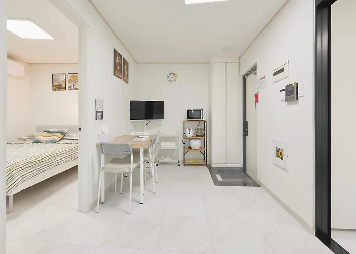 Travel Villa
