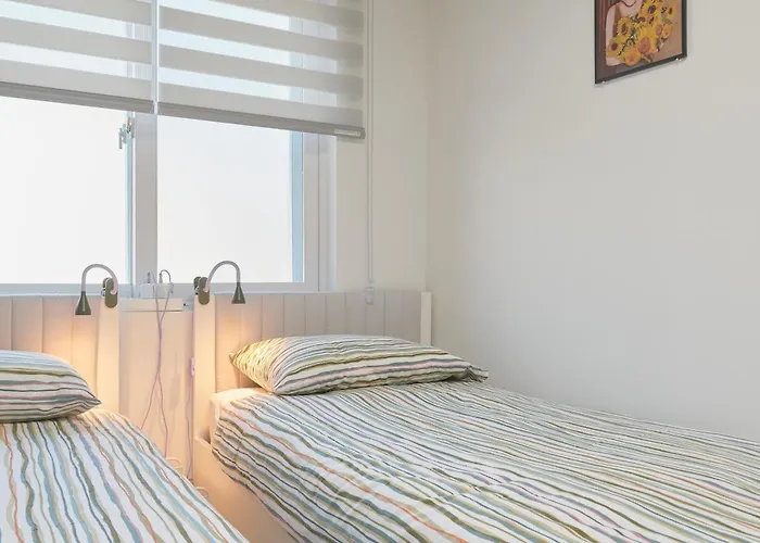 Travel Villa