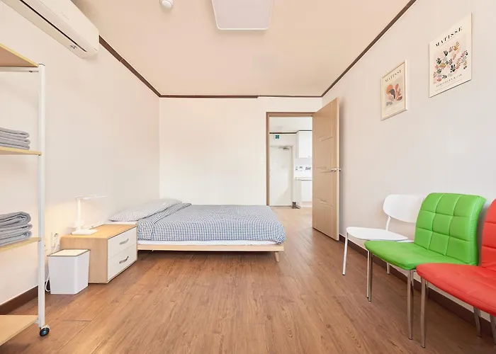 Travel Villa